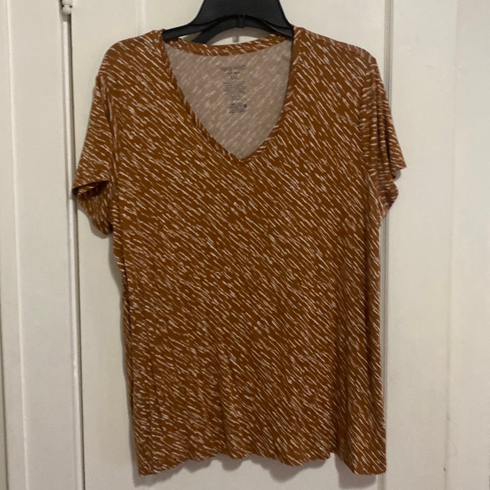 Stretchy t shirt/blouse
